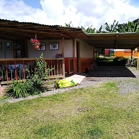 Finca En El Quindio Arrullo Cafetero Quimbaya Extérieur photo